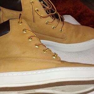 Timberland Tan Leather Boots Size 10 Women's
